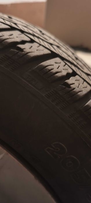 De vânzare jante tablă cu anvelope iarnă BMW 205/55/16