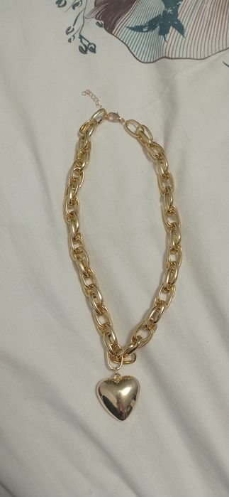 Бижута - гривни и синжири