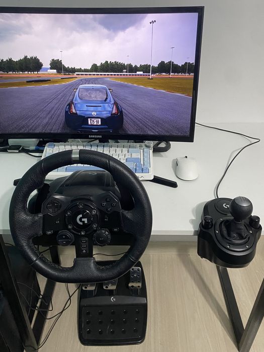 Игровой руль Logitech G923 + КПП