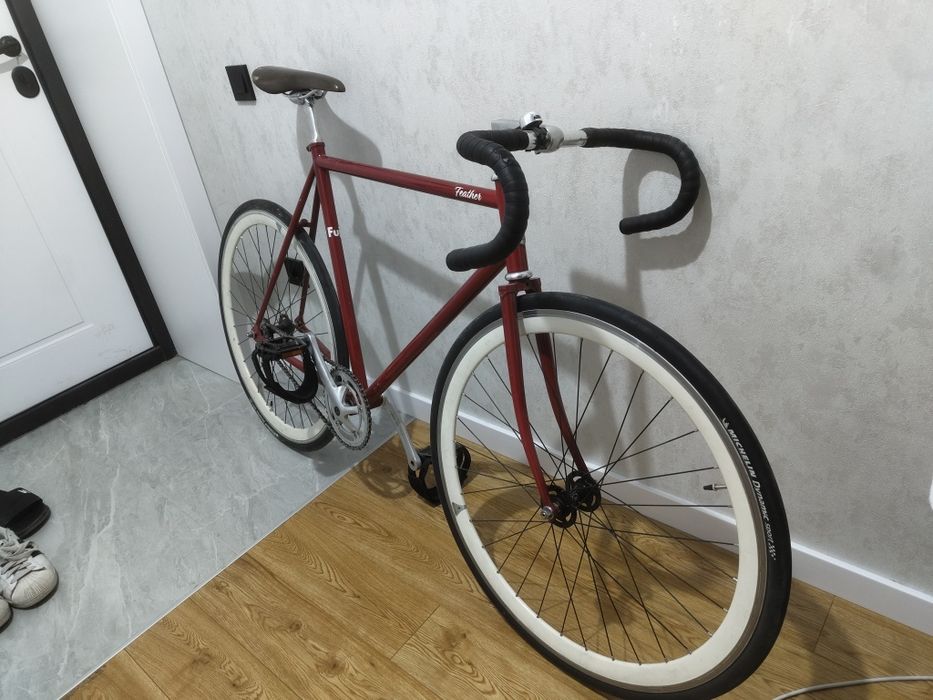 Продам велосипед фикс Fuji feather 2021