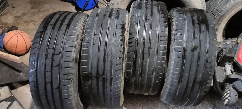 Покрышка 245/45/18