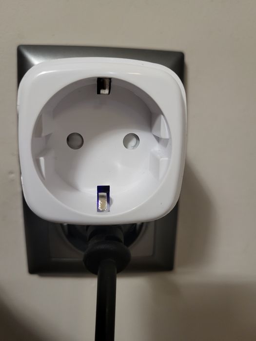 Smart plug / Умен контакт