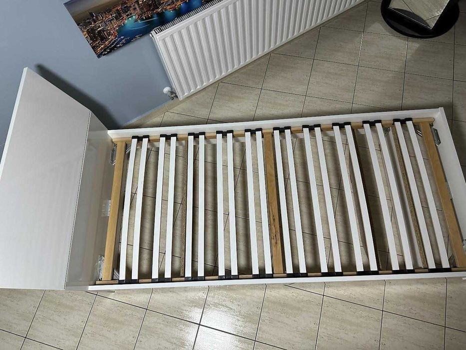 Piese de mobilier LEMS