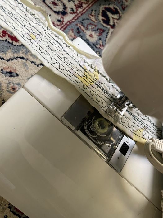 Швейная машина Janome 7524 E