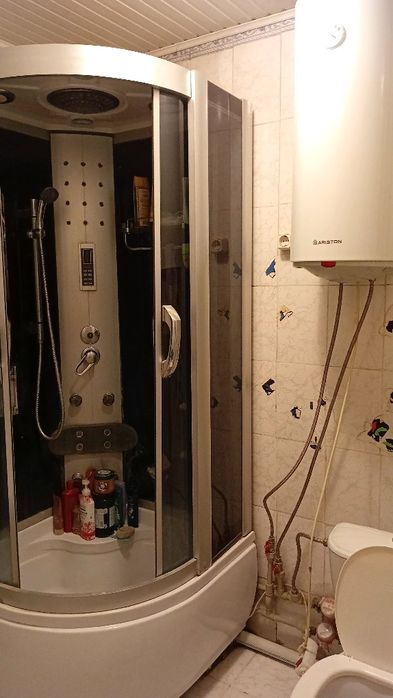 продам 2х ком. кв.в 7мкр дом 35