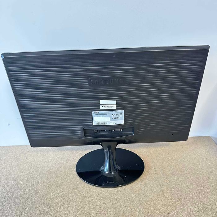 • Промо: Монитор Samsung S22D300HY 22" (1920x1080) HDMI/VGA