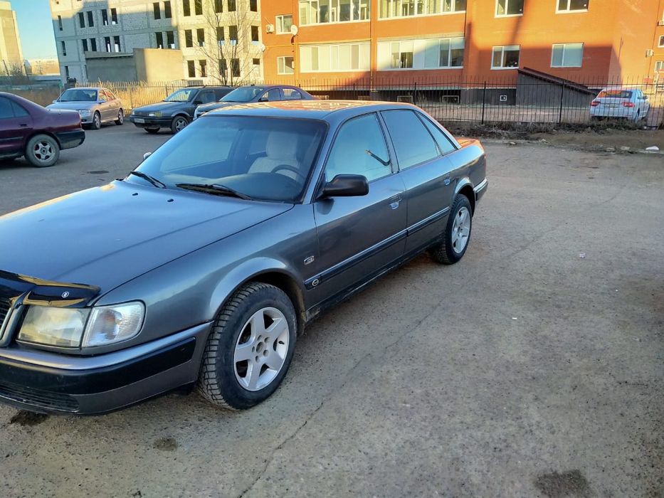 Ауди 100 с4 Продам