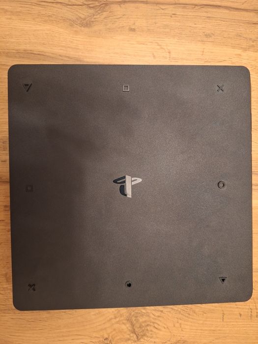 продам или обменяю ps4 slim