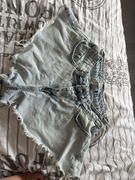 Къси панталонки calvin klein