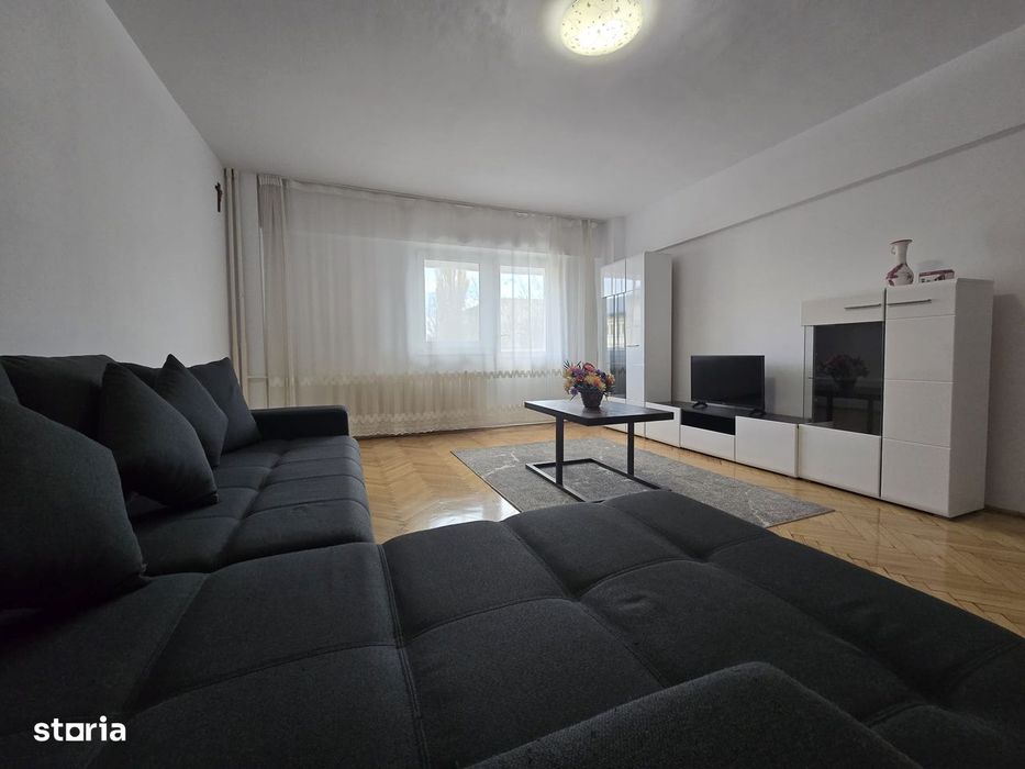 2 camere, Baia Comunala, 68 mp, etaj 2