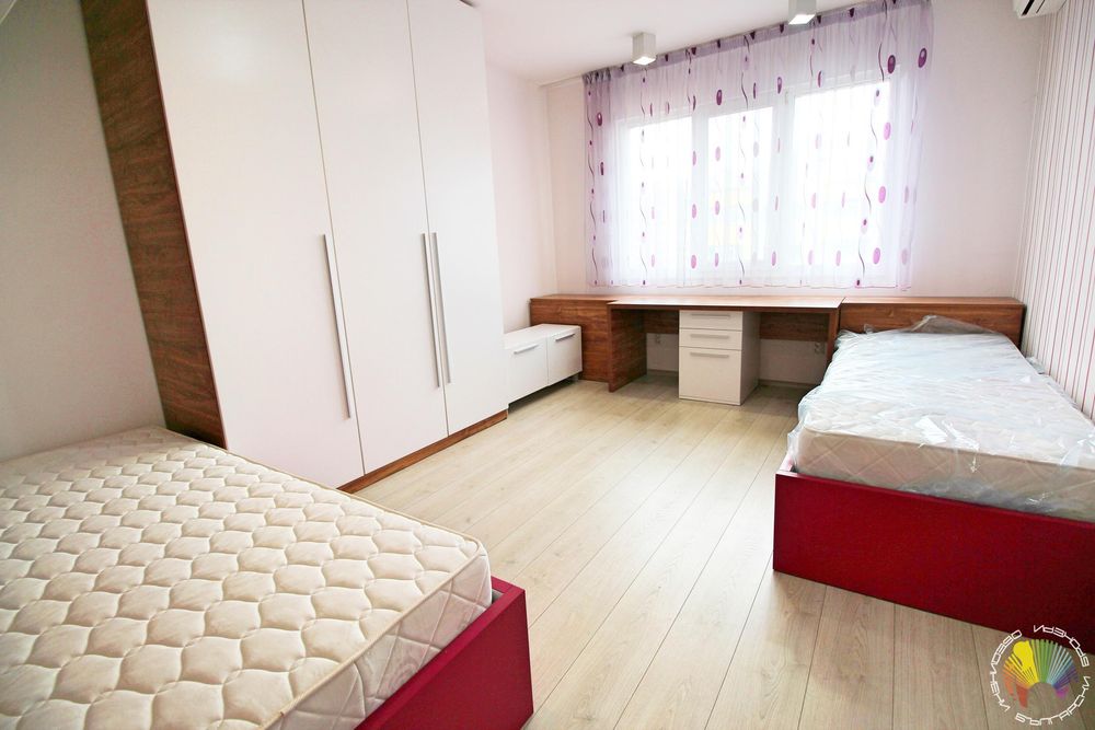 Дава се под наем Тристаен апартамент в Бургас, Братя Миладинови - 100 кв.м за 612 € - Снимка #9