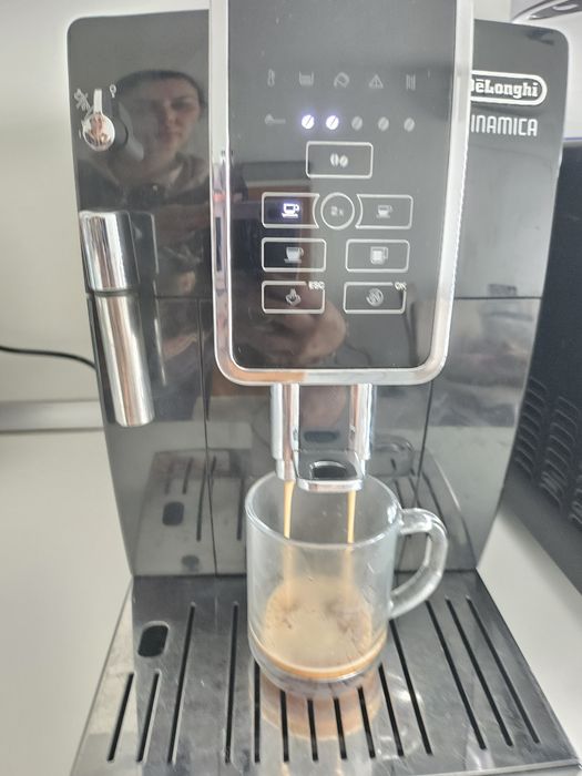 Кафеавтомат Delonghi  Dinamika