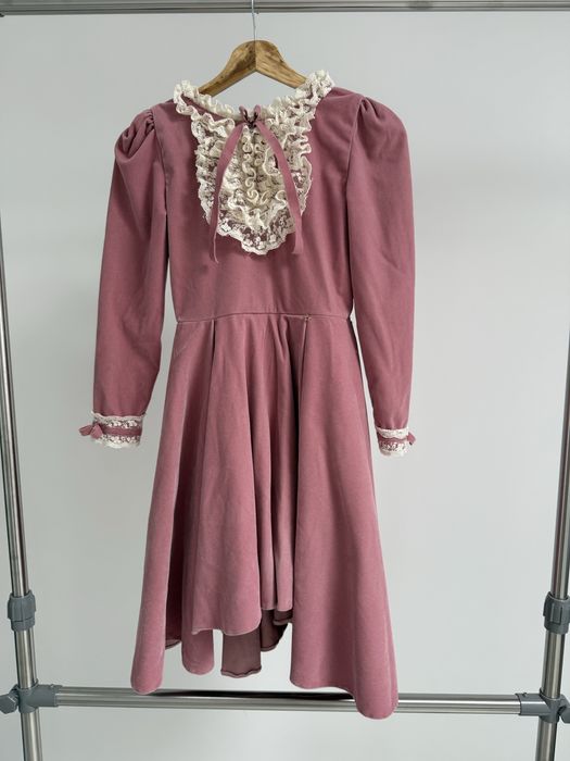 Rochii, ghete, combinezon