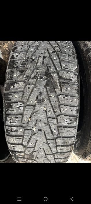 Продам зимнеи шины 285/60/18