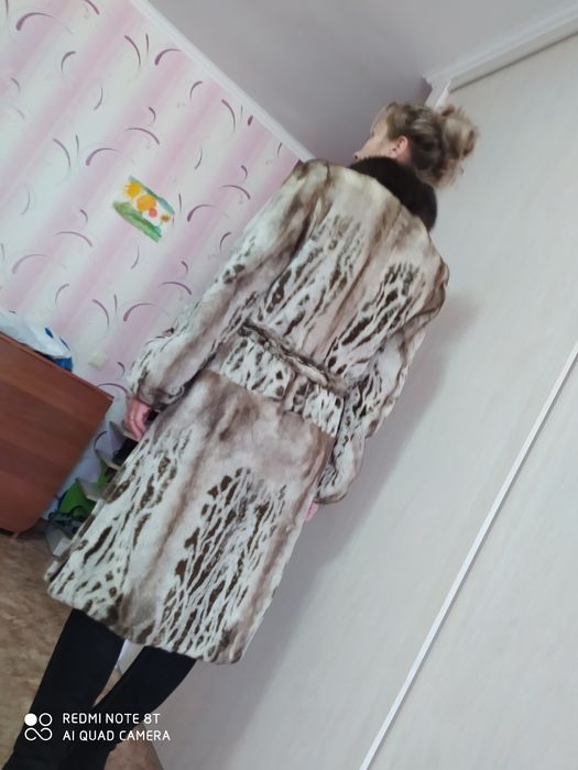 Шуба норковая ,воротник соболь