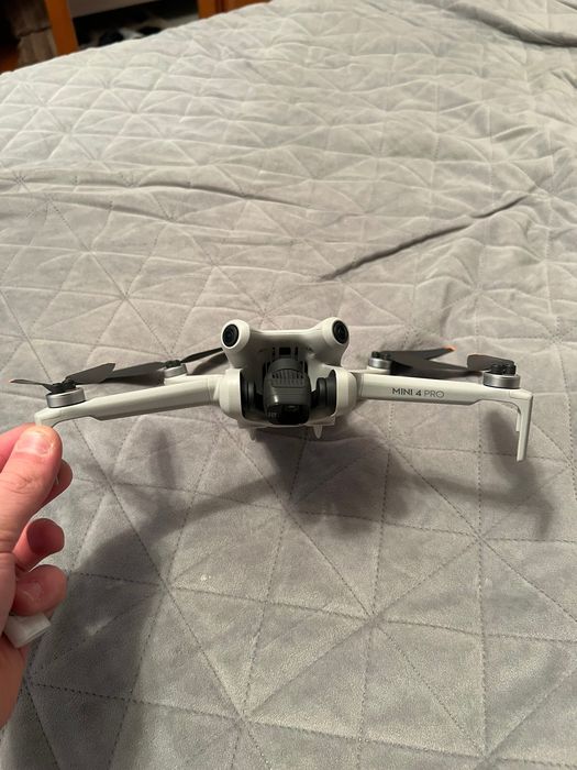 Drona DJI Mini 4 PRO de vanzare
