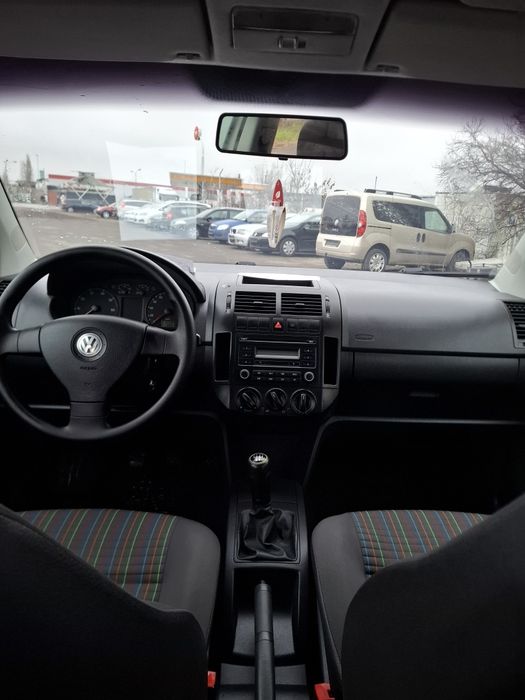 Volkswagen Polo//An 2010//Motor 1.2 Benzină