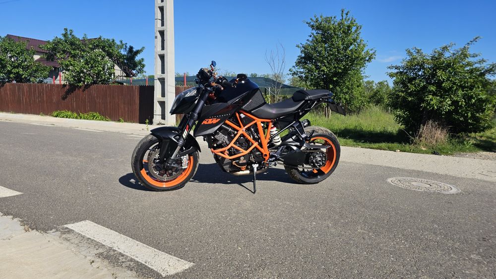 Ktm 1290 superduke r