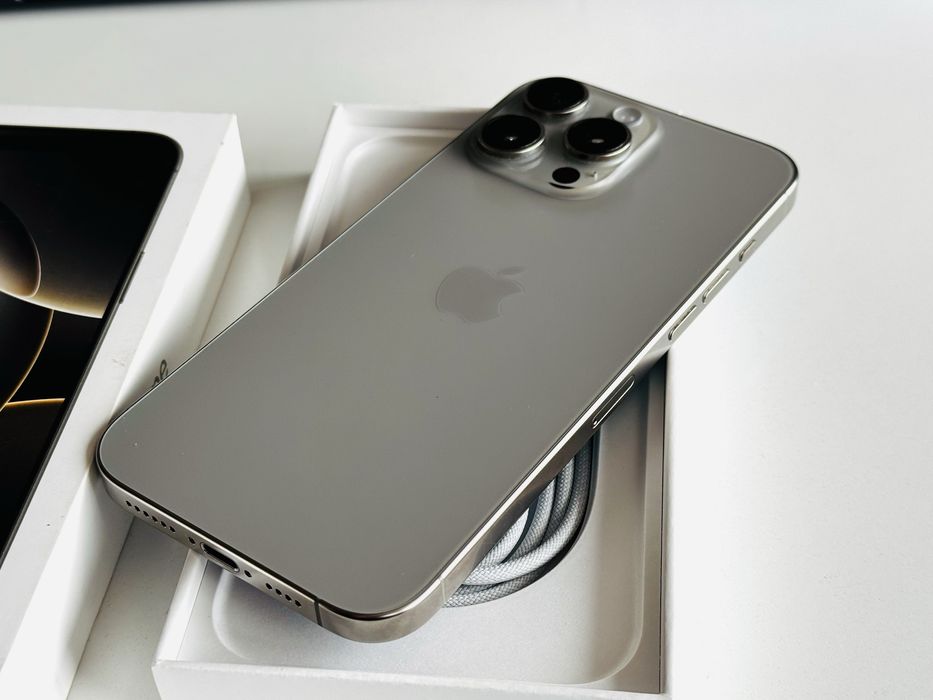 Iphone 16 Pro 128GB Natural Titanium Гаранция 6 месеца