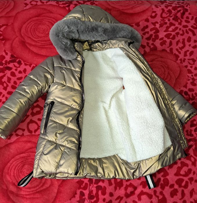 Детская куртка для девочек