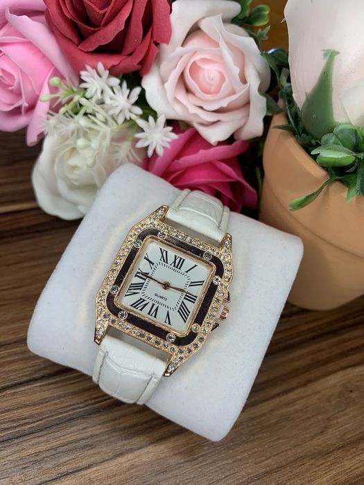 Часовник с гривна