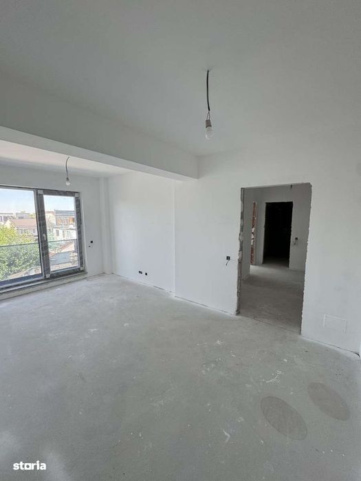 Apartament 3 camere decomandat/nou/ metrou 1Mai