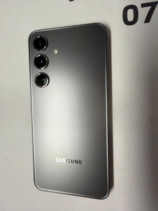 Samsung Galaxy S24, 128GB, 8GB RAM -T-