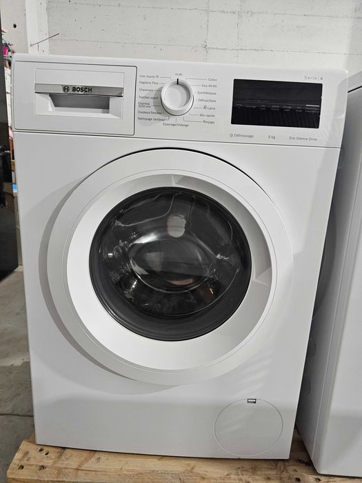 +++Bosch WAN28209FR е пералня с предно зареждане от серия Bosch Serie 4 с капацитет 9 кг и центрофуга до 1400 оборота