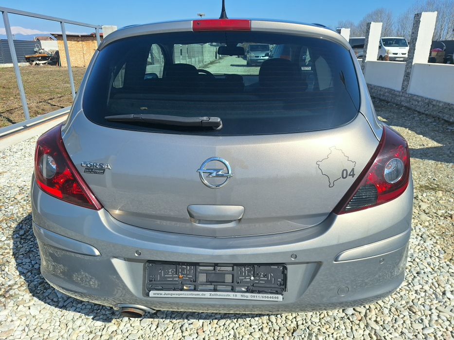 Opel corsa automat euro 5