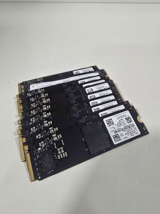 M.2 Nvme 256 WD Pullout yichilgan yangi