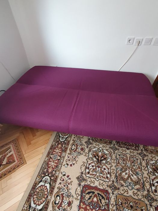 Vând canapea extensibila cu lada urgent