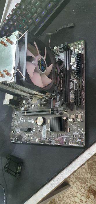 Prossesor-I5 10400F H510 plata