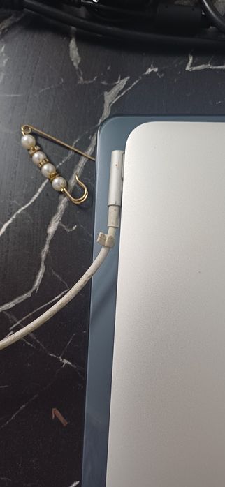 Macbook air 11 late 2010