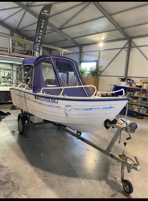 Vand barca Poseidion 430 Grecia  inmatriculata  in Snagov