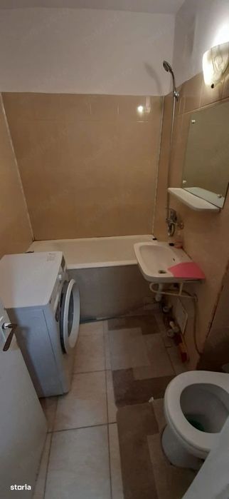 Garsonieră de închiriat – Tătărași, zona Flora – Doi Băieți | 33 mp |