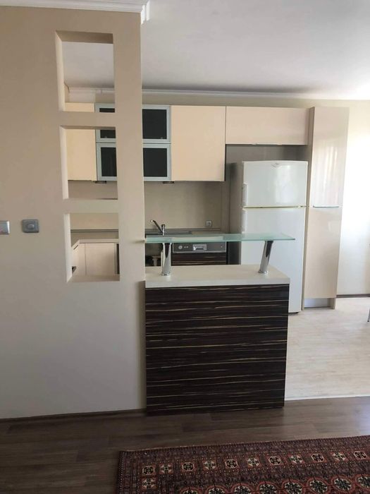 Дава се под наем Тристаен апартамент в Русе, Дружба 1 - 100 кв.м за 510 € - Снимка #11