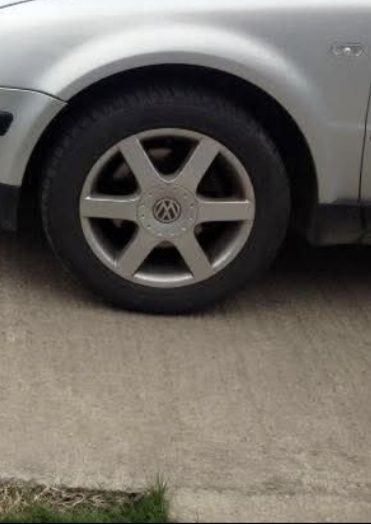 Vând capace jante aluminiu originale marca  VW