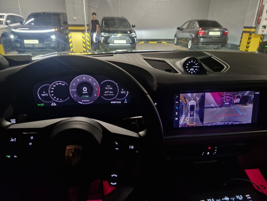 Porsche Cayenne Coupe Hybrid full paket