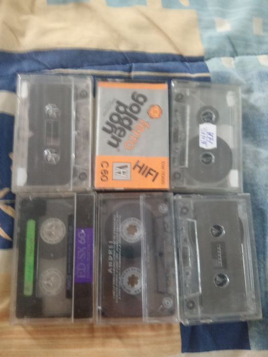 Lot casete audio 22 buc