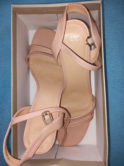 Дамски сандали официални