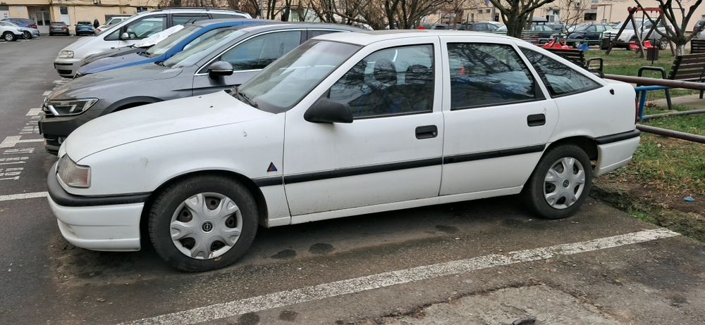 Opel vectra 1.6/1993