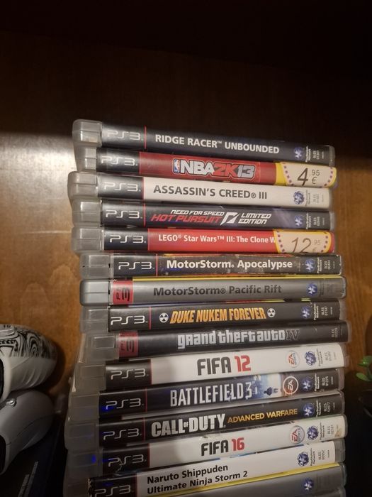 Vand jocuri pentru ps3