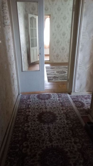 Здаецая 1 комнатная квартира массив куйлук 5