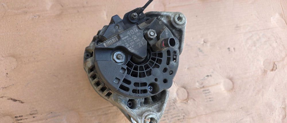 Alternator Opel Astra H 1.4 16V Z14XEP 2004 / 2005 / 2006 2007