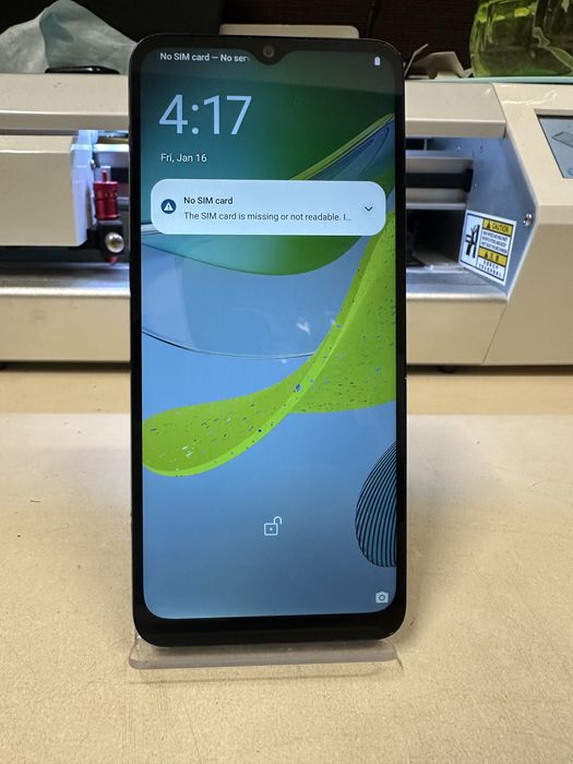 Motorola e13 / 64 gb / Garantie