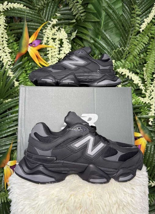 New Balance 9060 BLACK