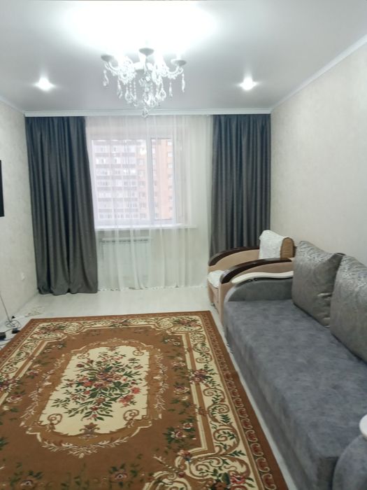 Продам 2 комнатную квартиру Ауэзова 219