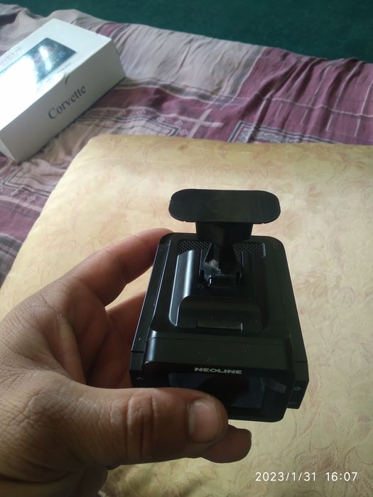 Янги видеорегистратор сотилади neoline 9000с