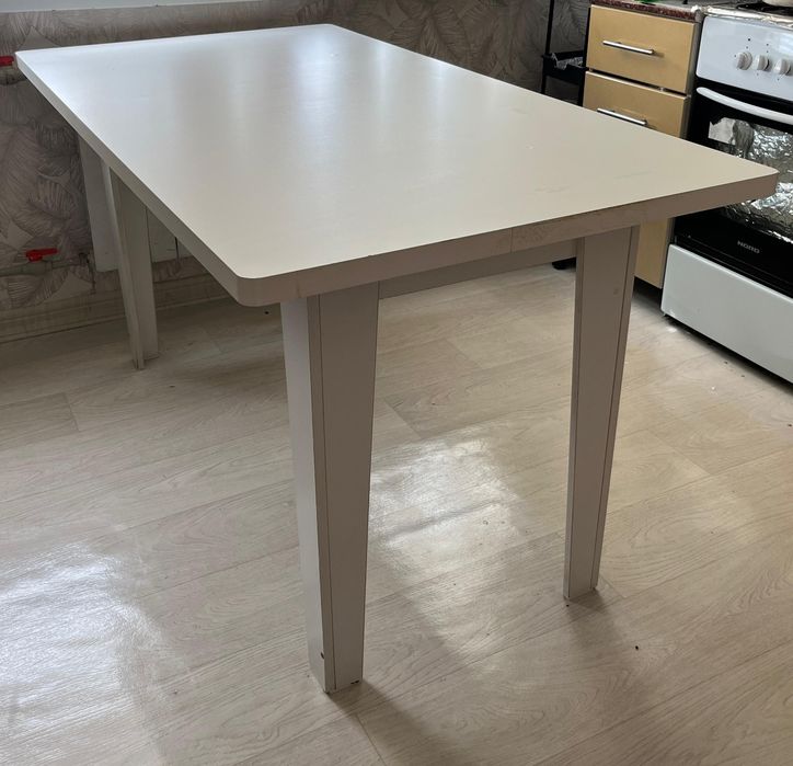 Кухонная мебель стол