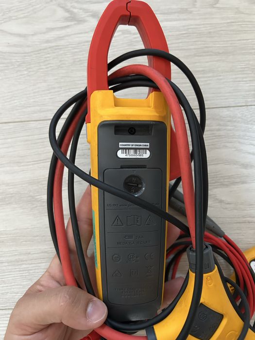 Aparat de masura Fluke 376 FC